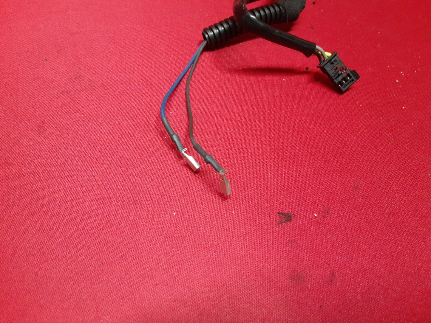 2013 - 2019 Ford / Lincoln Rearview Mirror Autodim Lane Rain EU5Z17700J  PIGTAIL