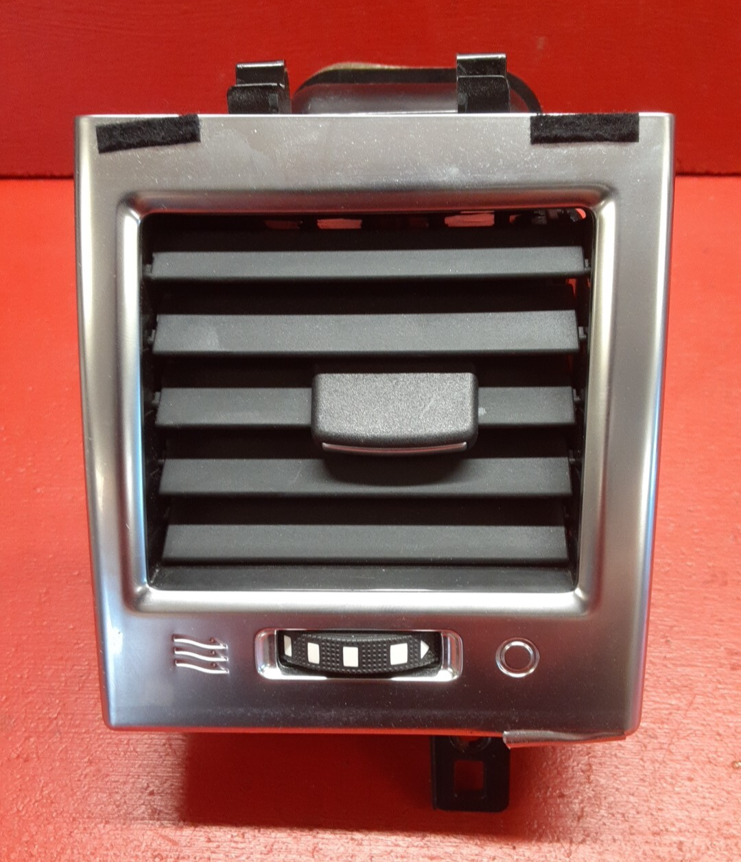 2010-2013 Range Rover Sport Center Right Passenger Air HVAC Dash Vent LR041691