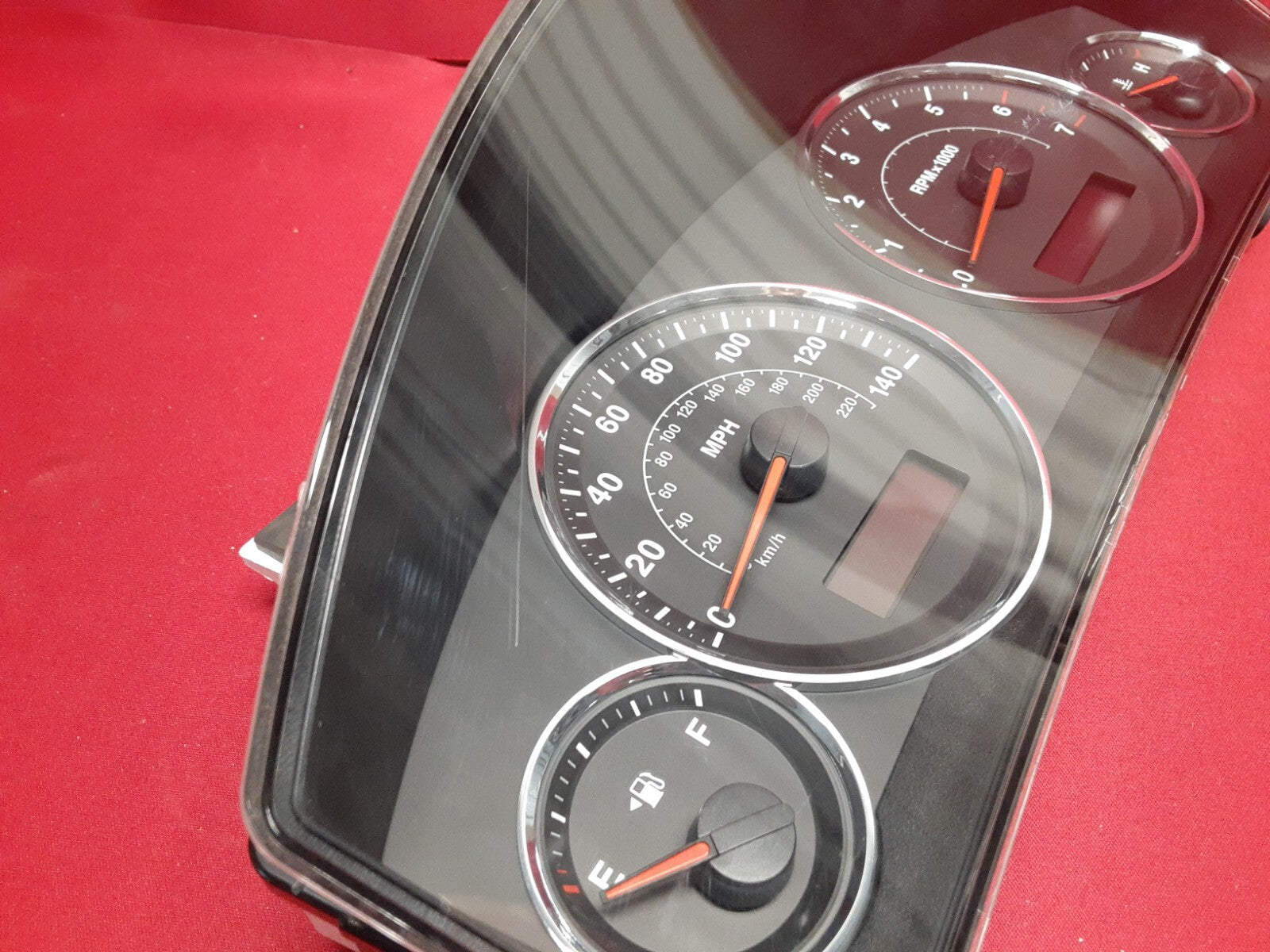 2008 Jeep Commander Grand Cherokee 3.7L V6 A/T Speedometer Instrument Cluster