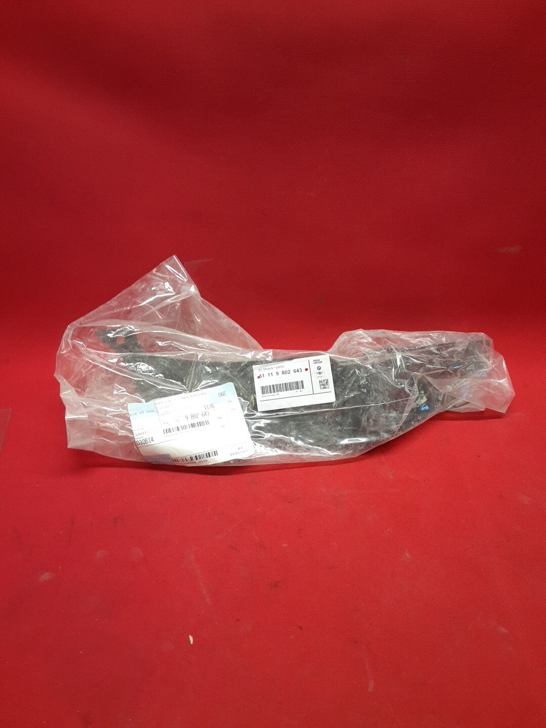 2011-2017 Mini Countryman Paceman Front Left Pressure Lip 51-11-9-802-643