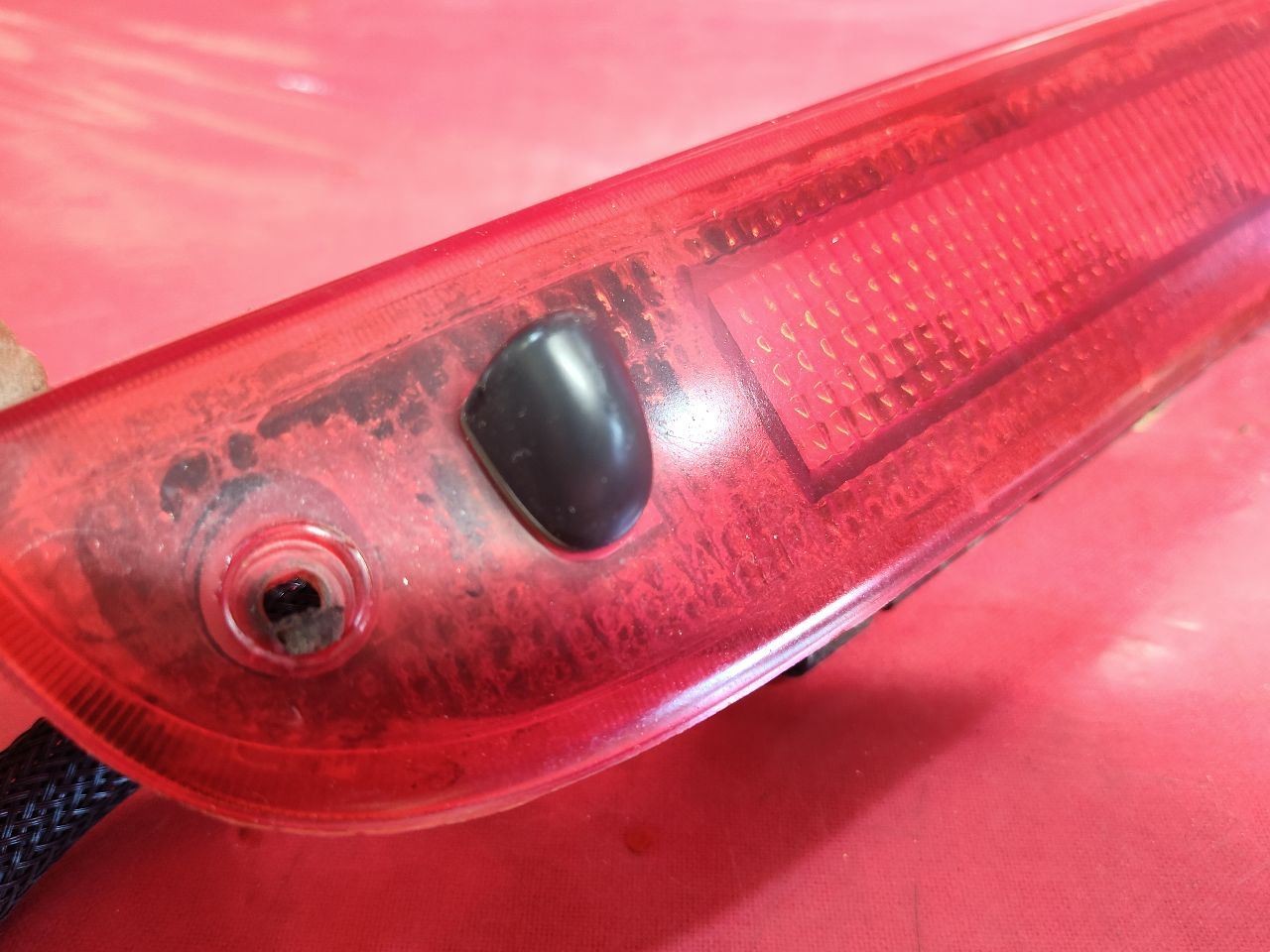2002-2012 Ford / Mercury Rear Tailgate Third Brake High Mount Stop Light Lamp