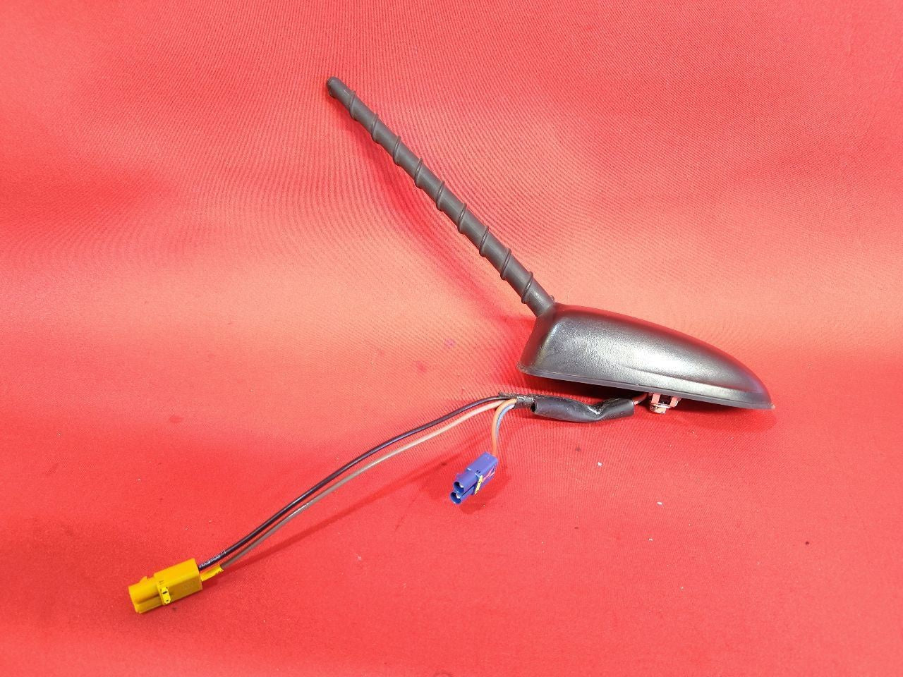 2015 Chevy Chevrolet Spark EV AM/FM Radio GPS Antenna Base w/ Mast 95430003