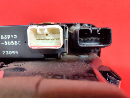 1998-2005 Lexus GS300 / 01-05 GS430 Center Dash Air Vent Hazard Switch Bezel