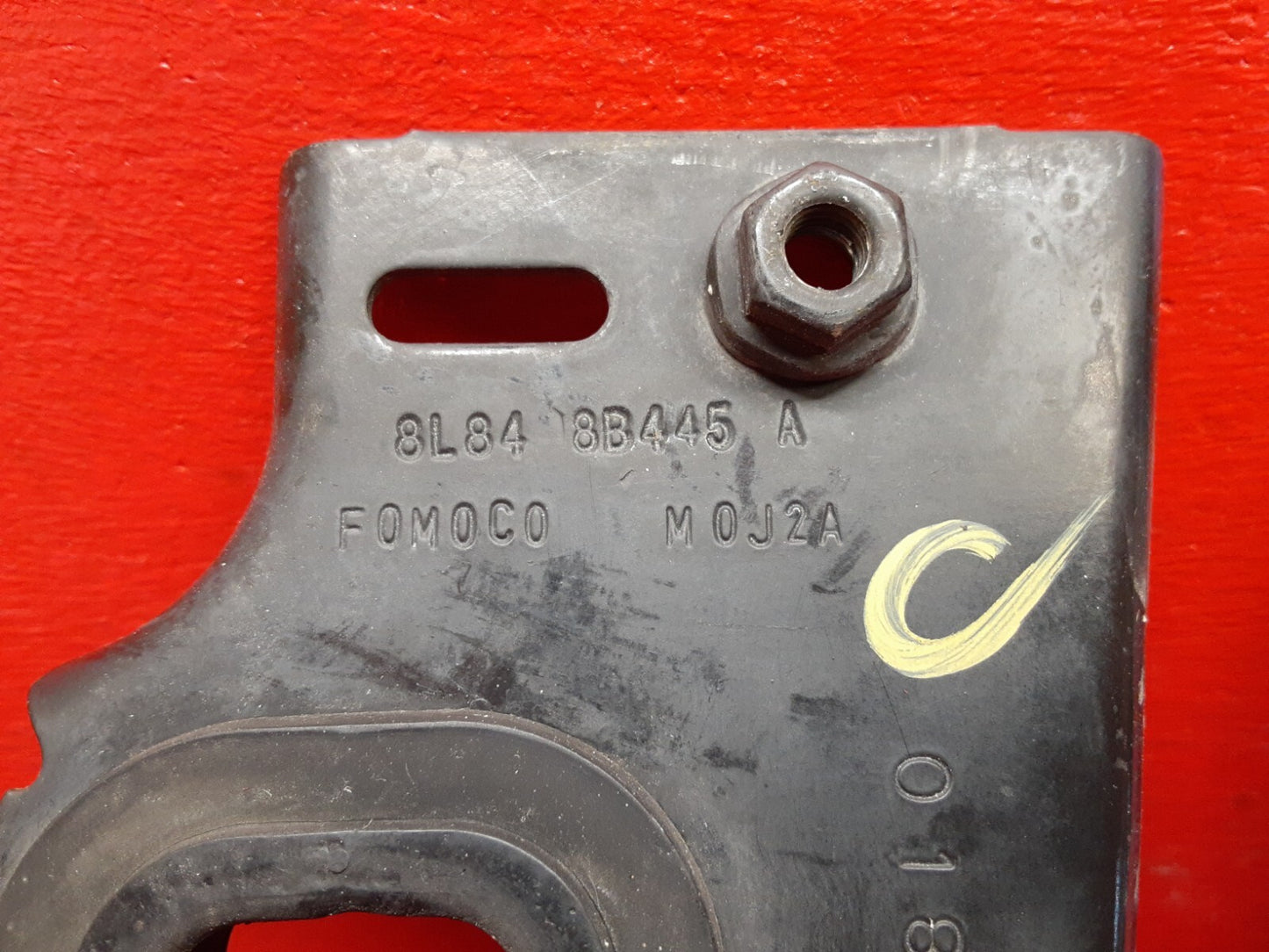 2008 Ford Escape Hybrid Upper Radiator Bracket Lower Bushing Insulator