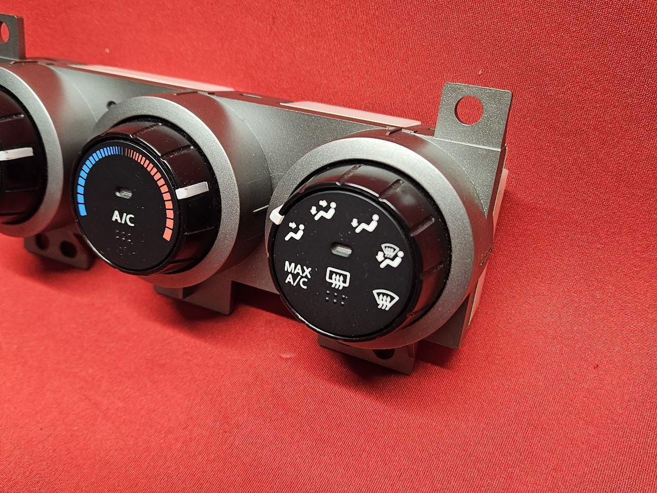 2008-2015 Nissan Rogue Dash HVAC Climate Control Assembly 27500-1VL0C