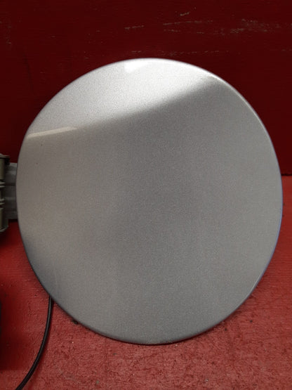 2013-2015 Chevrolet Spark Fuel Door W/ Cap OEM Switchblade Silver 95090206