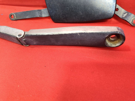 2004-2009 Dodge Durango 07-09 Chrysler Front Windshield Wiper Arm w/ Cover SET