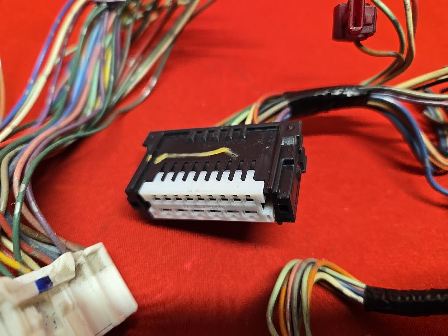 2008 Nissan Xterra Frontier Pathfinder Body Control Module BCM - PIGTAIL WIRES