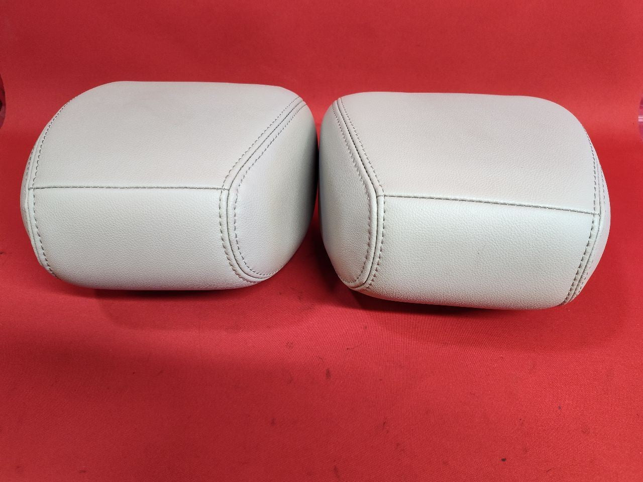 2013 2014 Ford Focus FRONT Left Right Seat Headrest Set Medium Stone LEATHER