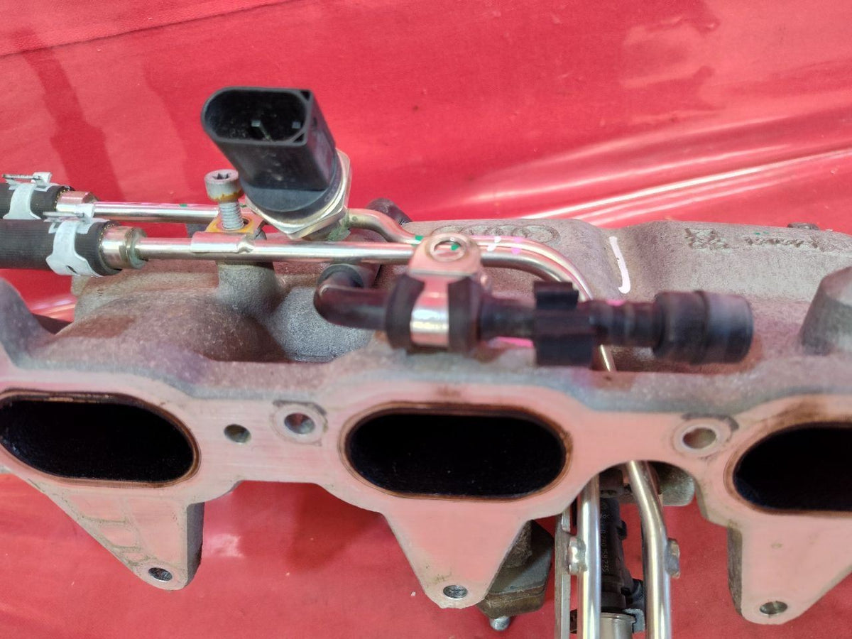 2009-2016 Audi A4 A5 11-17 Q5 Intake Manifold Plenum 2.0L Turbo Engine ID CPMA