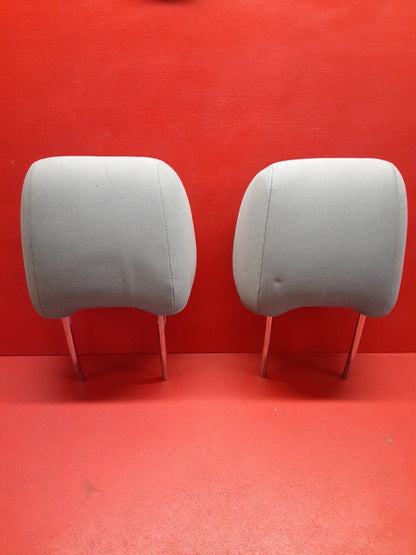 2005 Subaru Forester Front Left Right Gray Cloth Headrest Set 64061SA280ND