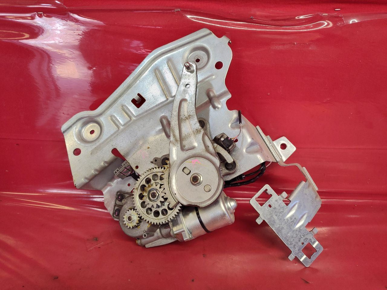 2009-2017 GMC Acadia 07-10 Saturn Outlook POWER Hatch Liftgate Actuator w/ Motor