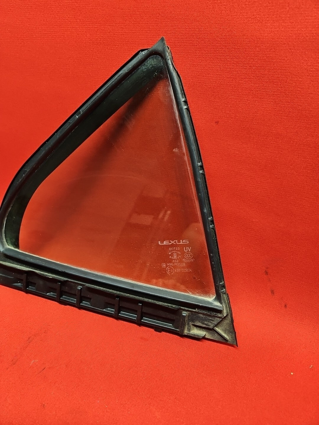 2014 - 2020 Lexus RIGHT PASSENGER REAR Quarter Glass Vent Window 68123-53110