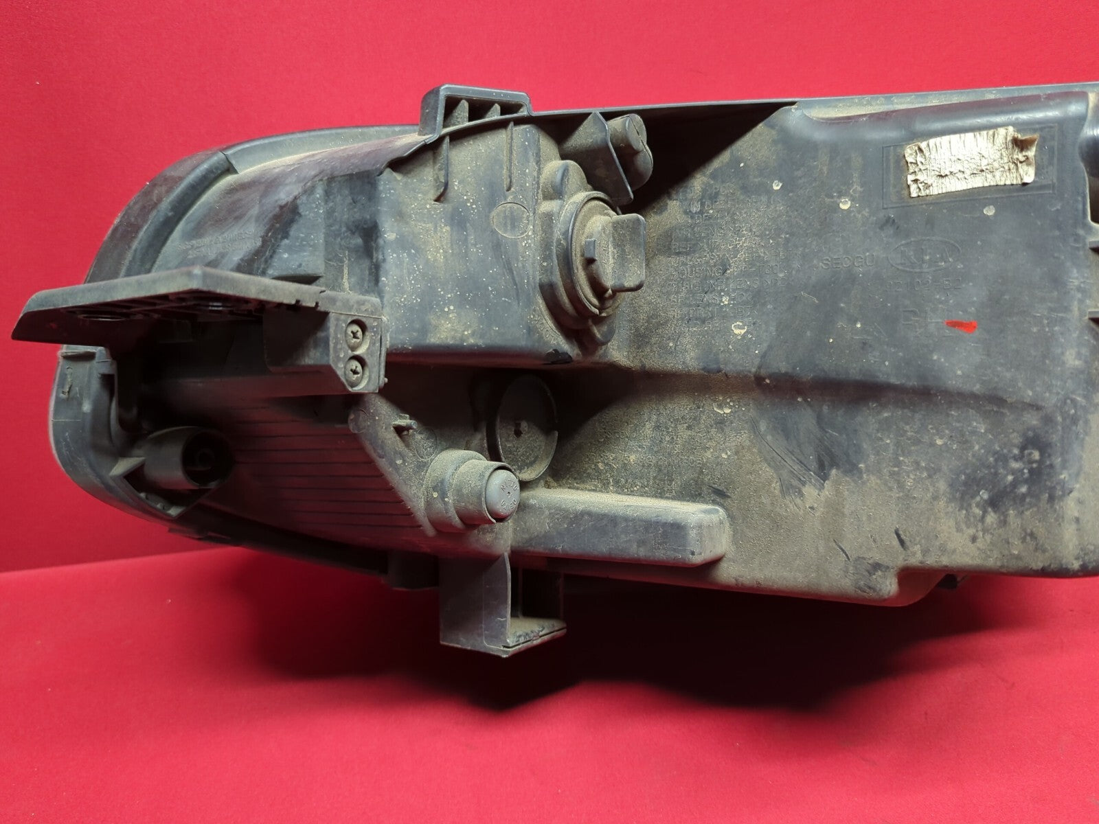 2014 - 2019 Kia Soul BASIC Halogen RIGHT PASSENGER Headlight Lamp 92102-B2270