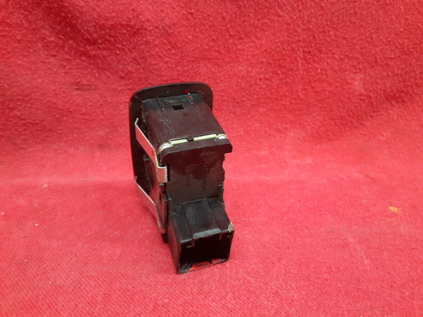 2011 - 2016 Dodge Journey & Ram REAR Left or Right Window Switch 68080842AA
