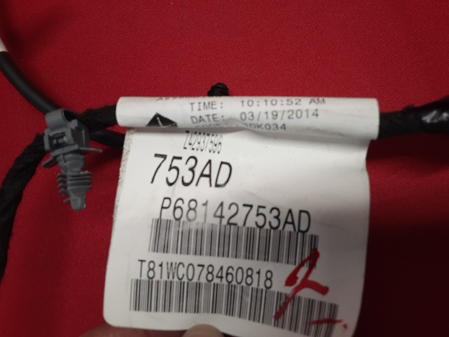 2013 - 2016 Dodge Dart Center Console SINGLE Auxiliary Port & Wiring Harness