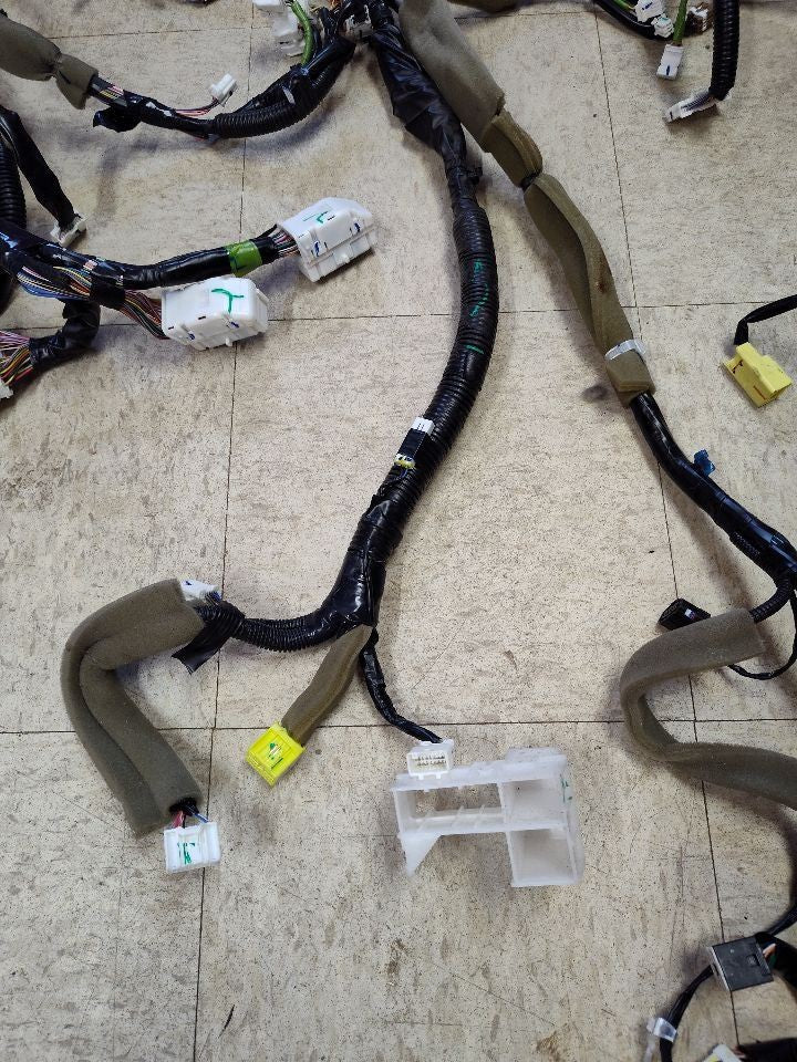 2011-2013 Infiniti QX56 Dash Wiring Harness AWD 3Row w/ LDP, ICC, NAVI, HFP