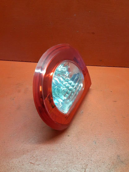 2009-2012 Chevrolet Traverse LEFT DRIVER INNER Tail Light Stop Lamp 25952322