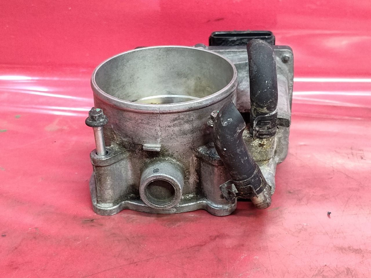 2005-2009 Land Rover LR3 / 06-09 Range Rover V8 Fuel Injection Throttle Body