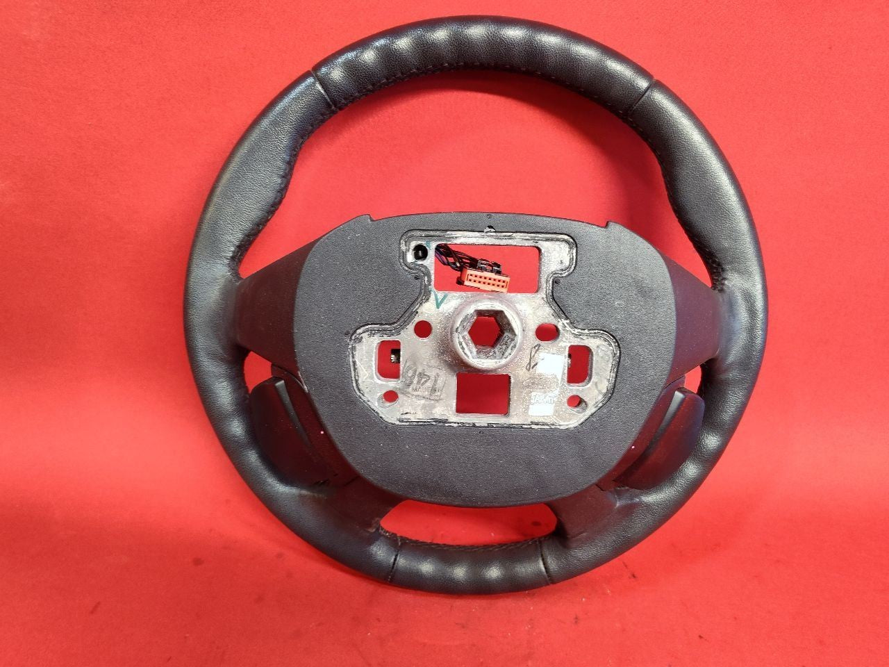 2012-2014 Ford Focus ELECTRIC EV Steering Wheel w/ Nav, Sync, Cruise to 07/08/13