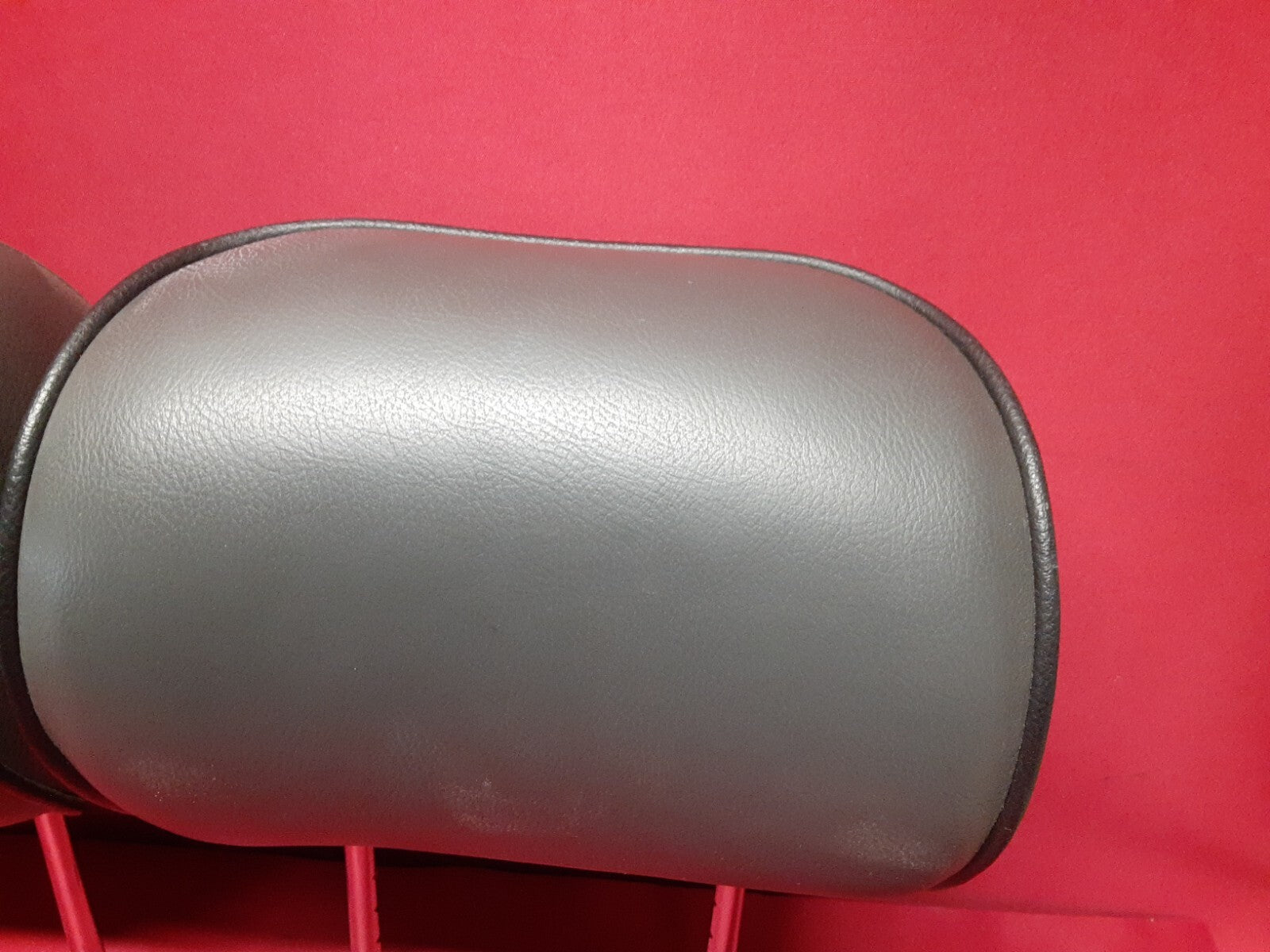 2003 - 2006 Land Range Rover HSE REAR Left Right Headrest Set of 2 Leather