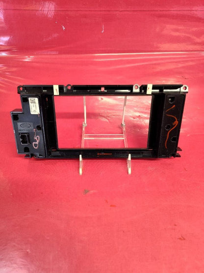 16-19 Land Rover Range Rover Evoque Radio Control Panel w/ GPS Navigation