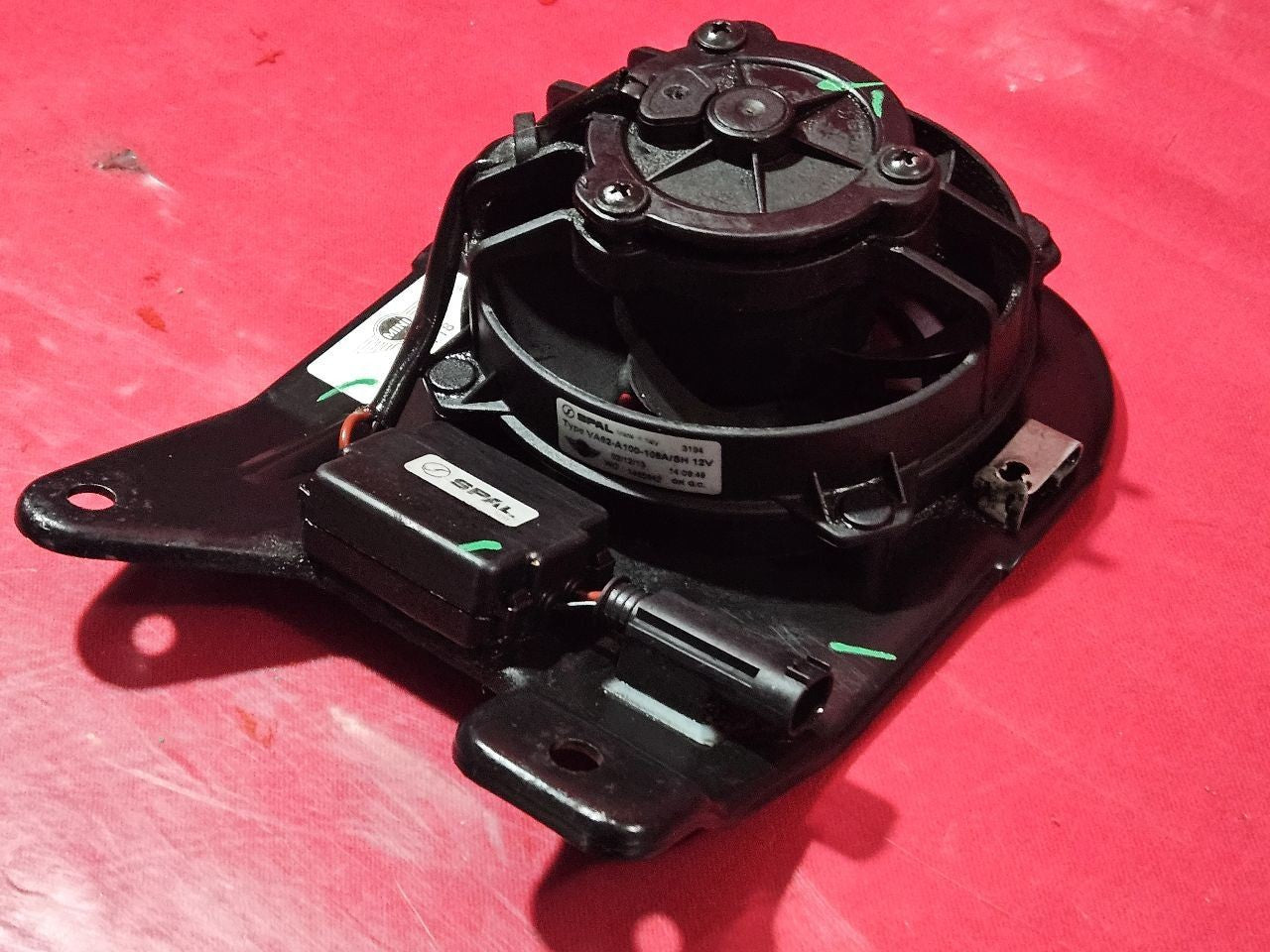 2002-2003 Mini Cooper Base / S 1.6L L4 Supercharged Power Steering Cooling Fan