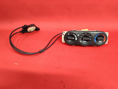 2001-2004 Mazda Tribute 01-07 Escape / Mariner HVAC Climate Control w/ AC