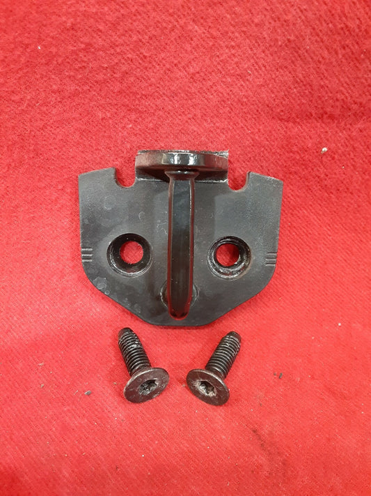 2012 Volvo c30 Front Door Latch Striker Plate w/ Bolts 30699650