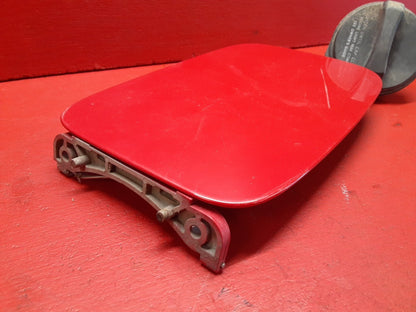 2004 - 2011 Volvo V50 S40 Fuel Filler Door Lid with Gas Cap 30779920