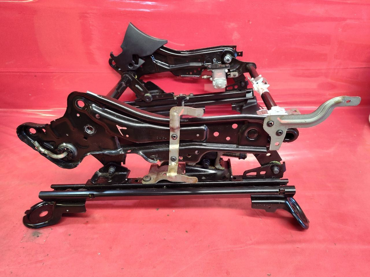 2014-2020 Durango 14-22 Grand Cherokee FRONT RIGHT PASSENGER Power Seat Track