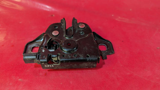 2022-2024 Mitsubishi Outlander Front Bonnet Hood Latch 5908A291 - 26k Miles