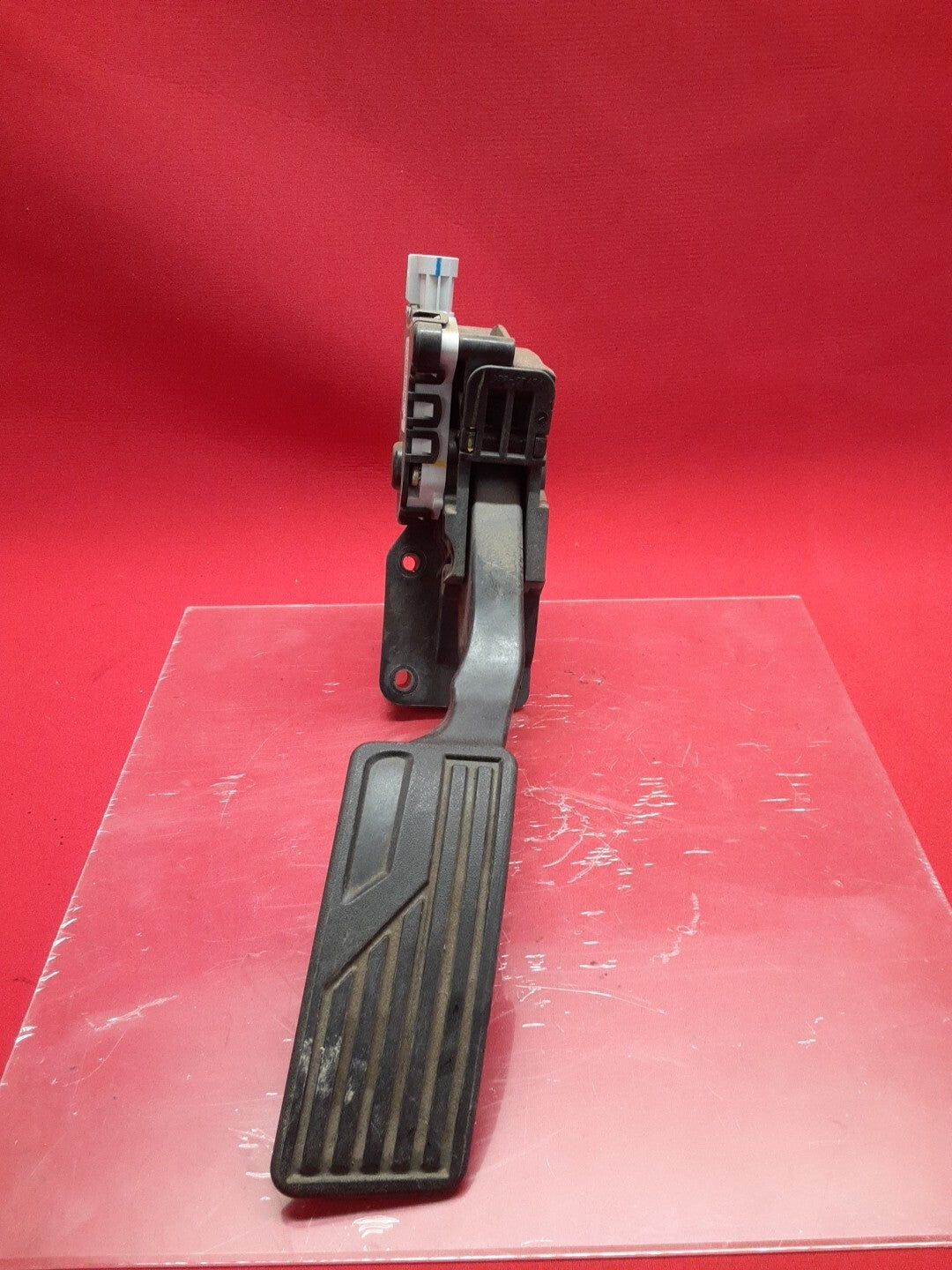 2012-2016 Chevrolet Impala Accelerator Pedal Assembly 22742315