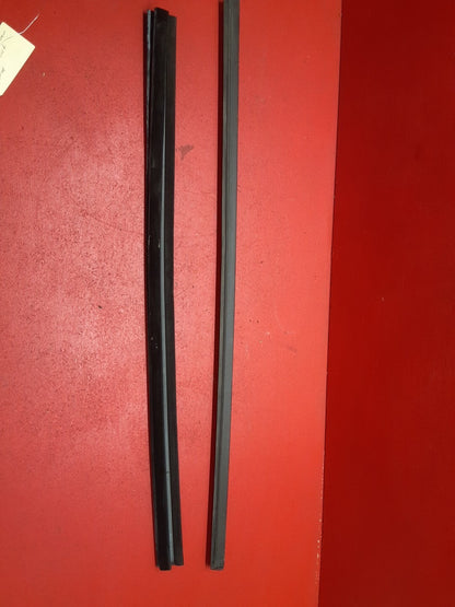 1997-2006 Jaguar XK8 XKR X100 Right Passenger Belt Molding Door