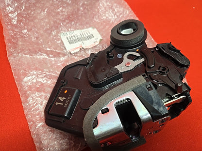Genuine OEM 2002 - 2009 Lexus LEFT REAR Door Latch Lock Actuator **READ DESC.**