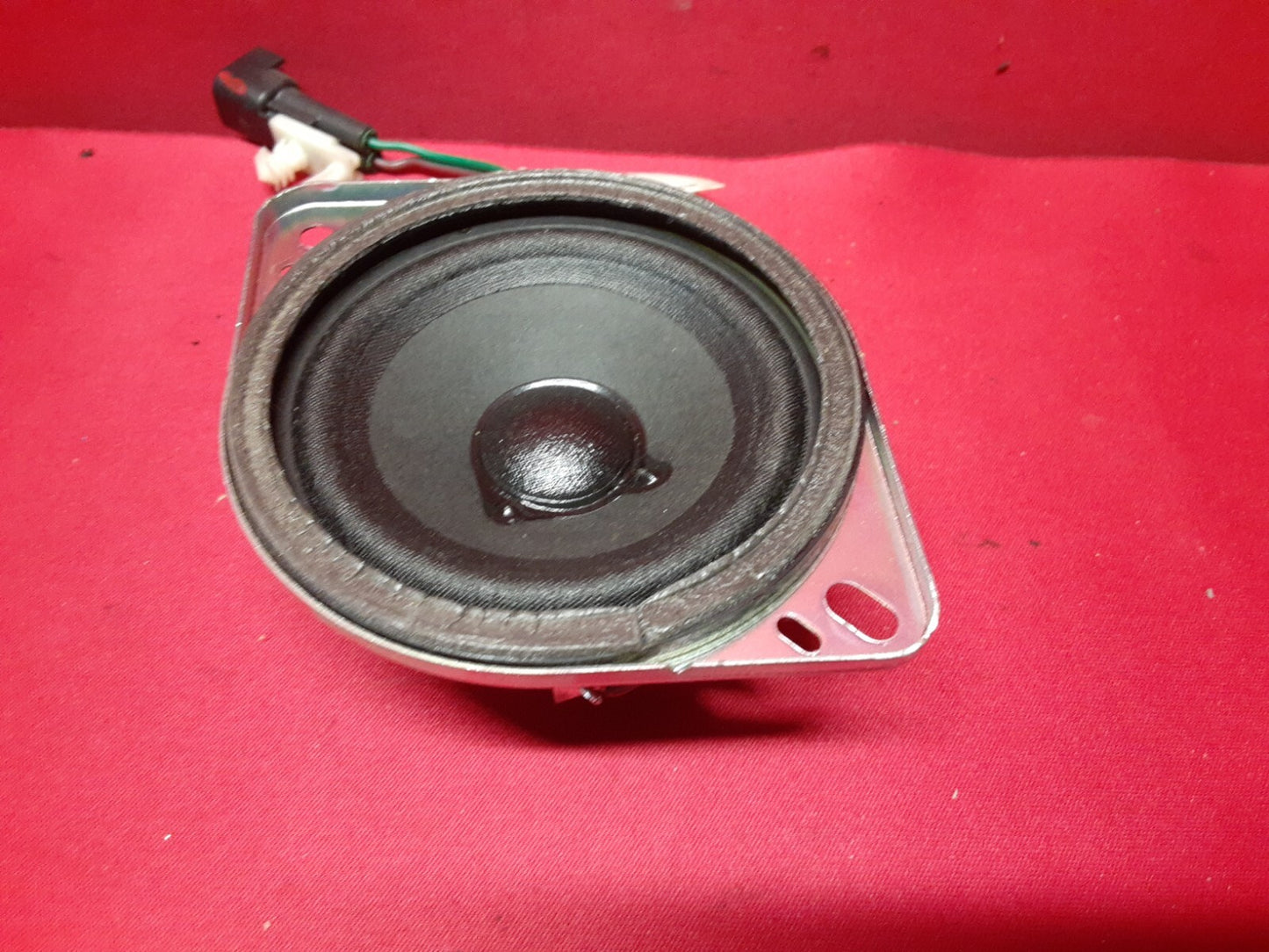 2009 - 2019 Lincoln MKT  REAR Upper Quarter Tweeter Speaker L/R AE9T-18808-BA