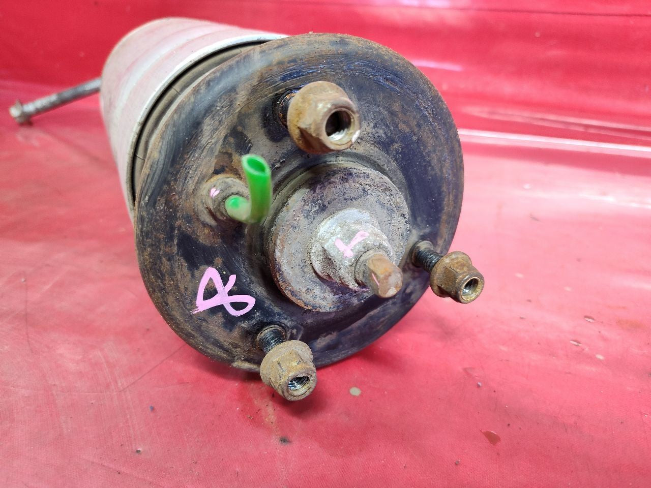 2010-2016 Land Rover LR4 Front Left / Right Air Strut Shock Absorber LR032646
