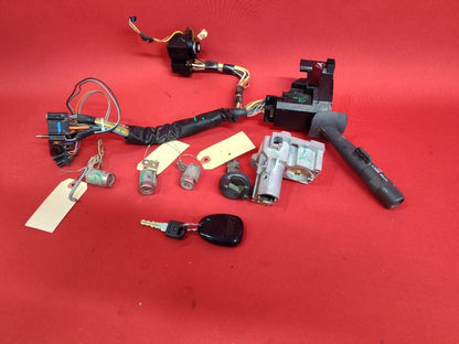 1998-2000 Chevy GMC Cadillac Ignition Lock Cylinder Door Tumbler Switch Key Set