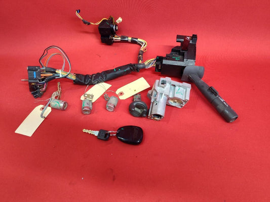 1998-2000 Chevy GMC Cadillac Ignition Lock Cylinder Door Tumbler Switch Key Set