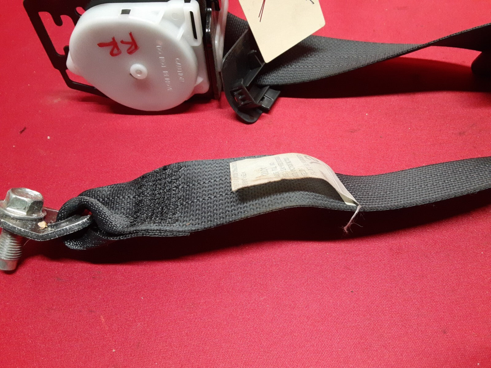 2011 - 2019 Infiniti REAR RIGHT PASSENGER Seat Belt w/ Buckle Black 88844-1MA0B