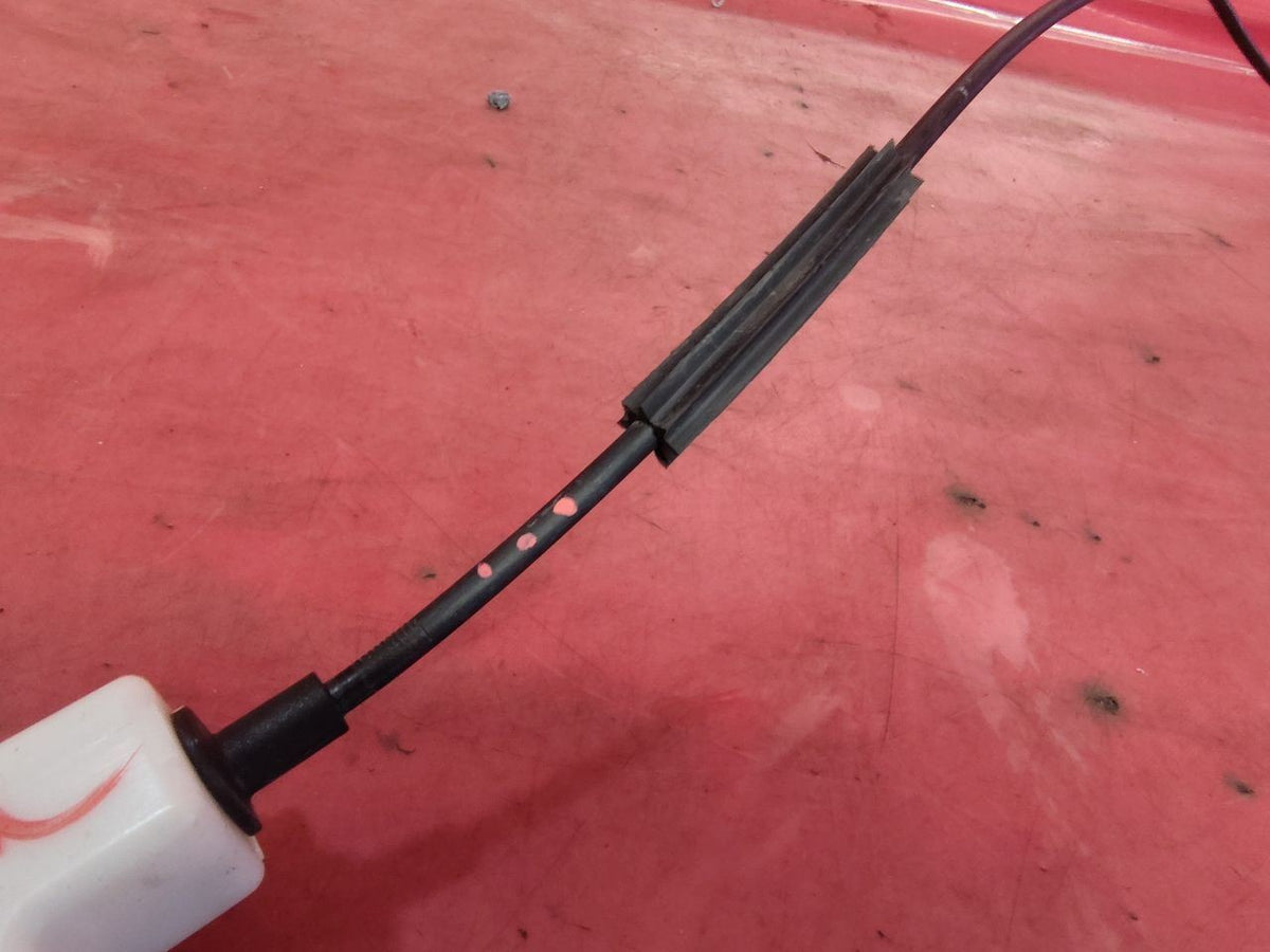 2012-2019 Fiat 500 2-Door Coupe RIGHT PASSENGER Latch Actuator w/ Power Locks