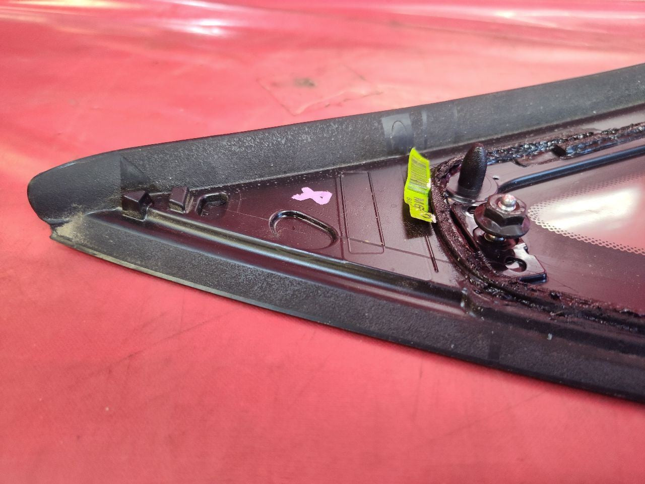 2019-2024 Kia Forte LEFT DRIVER REAR Quarter Panel Vent Glass Black Trim 68k
