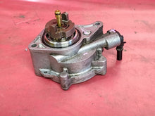 2010-2013 Land Rover LR4 / 10-14 Range Rover 5.0L V8 Vacuum Brake Pump 119k