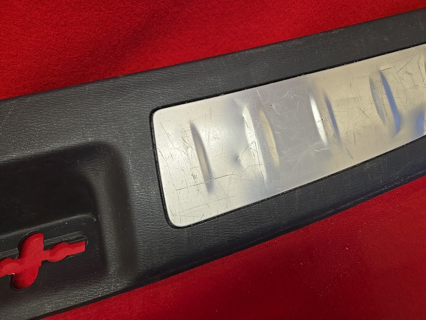 2013 Infiniti JX35 / 14-20 QX60 Liftgate Loading Sill Panel Kick Plate Trim