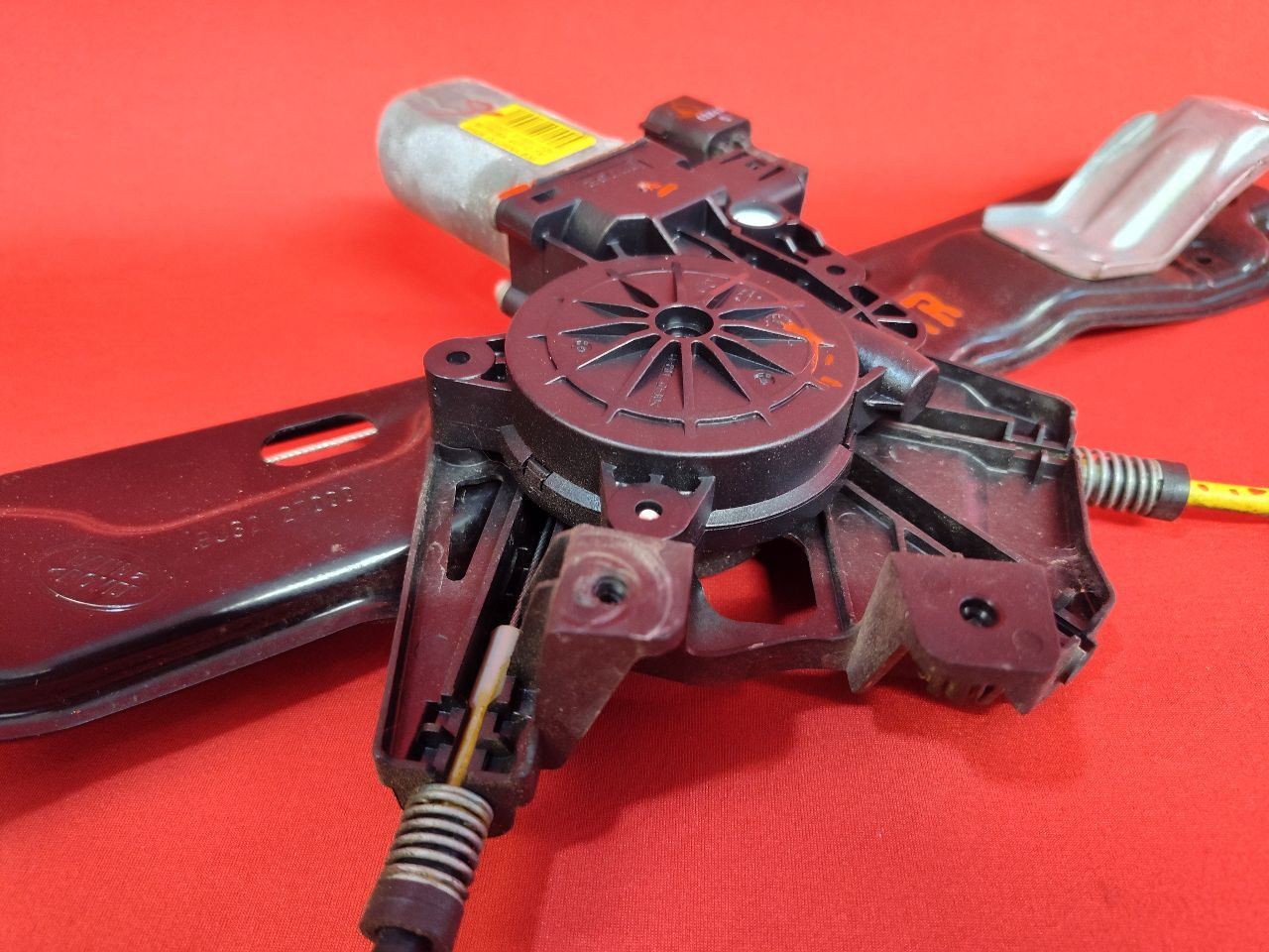 12-19 Range Rover Evoque REAR RIGHT PASSENGER Window Regulator & Motor