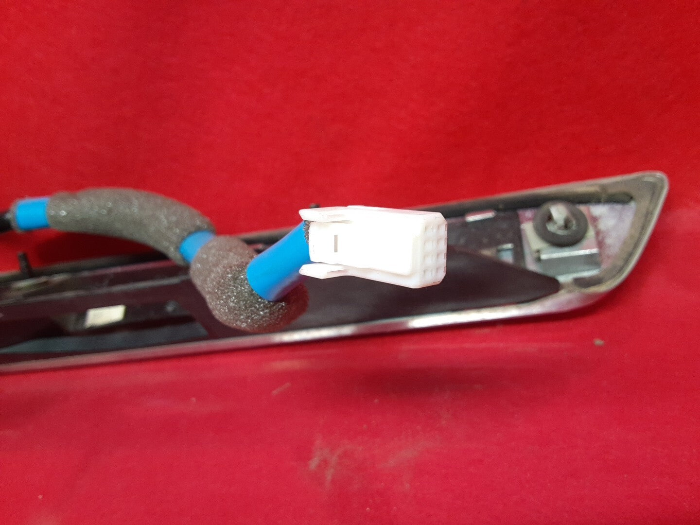 2013 Infiniti JX35 QX60 Rear Liftgate Trunk Lid Chrome Panel W/ Rear Camera OEM