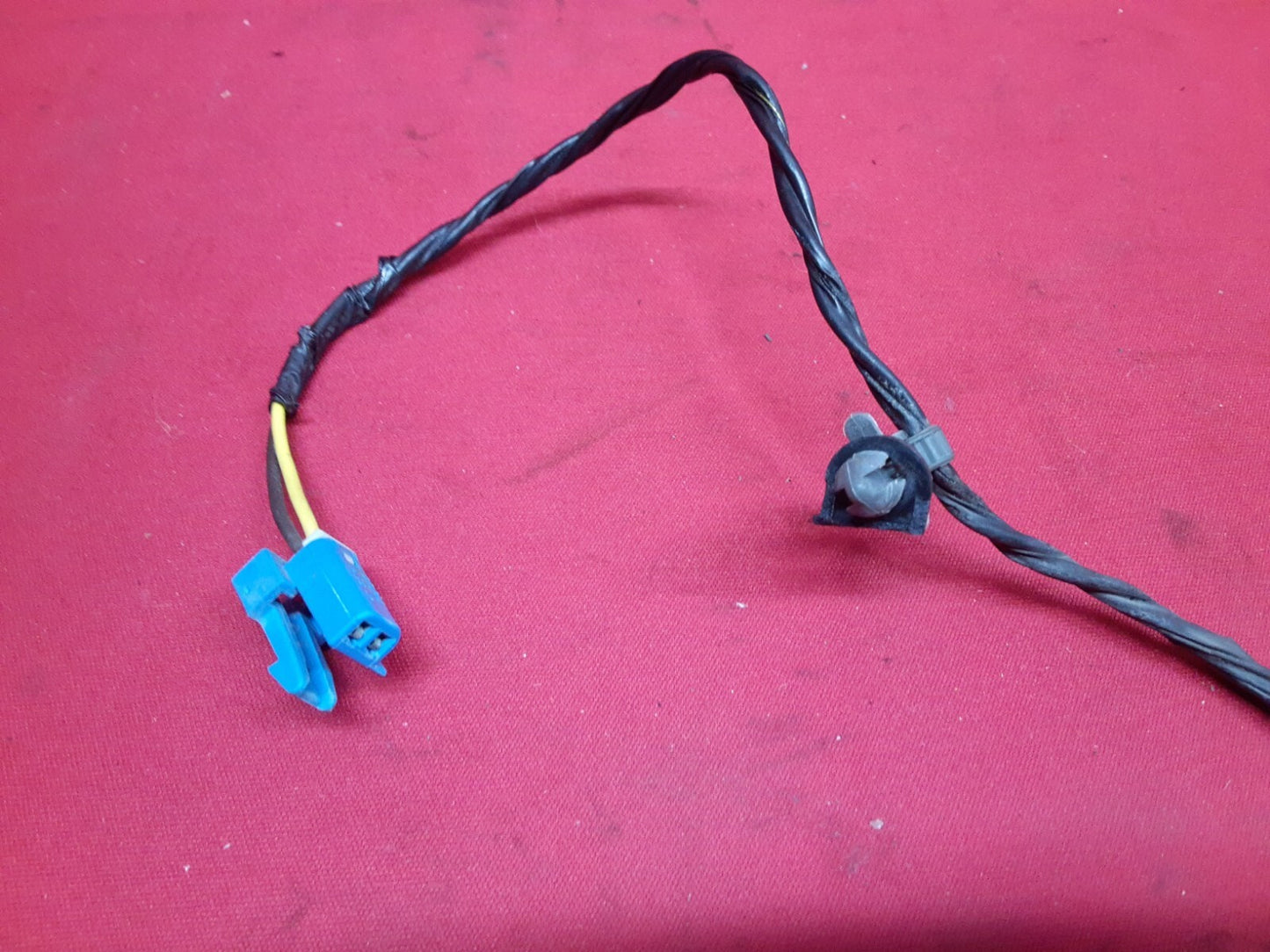 2007 - 2014 GMC Chevy Cadillac REAR Bose Speaker 15186669 Qty: 1 - PIGTAIL WIRE