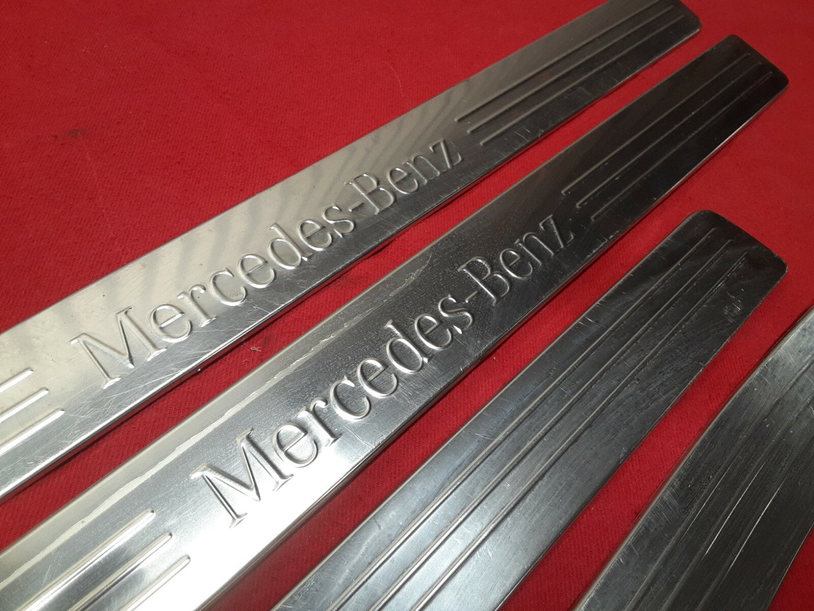 2008 - 2014 Mercedes C-Class GLK Silver Chrome Floorboard Scuff Plate Full SET