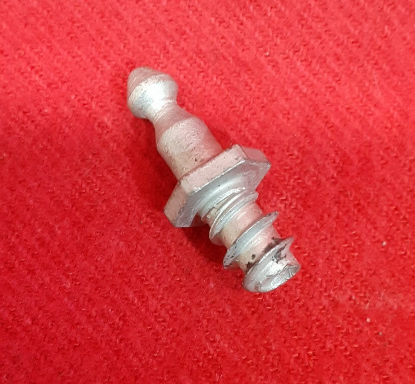 Land Rover / Jaguar Right Passenger Headlight Metal End Screw Stabilizer Tab