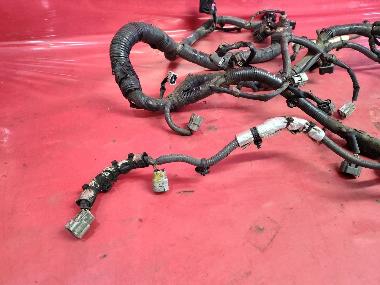 2011-2014 Nissan Juke 1.6L 2WD Auto Trans MR16DDT Engine Block Wiring Harness